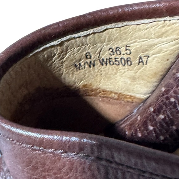 Born Women's Brown Leather Mules - Picture 8 of 8